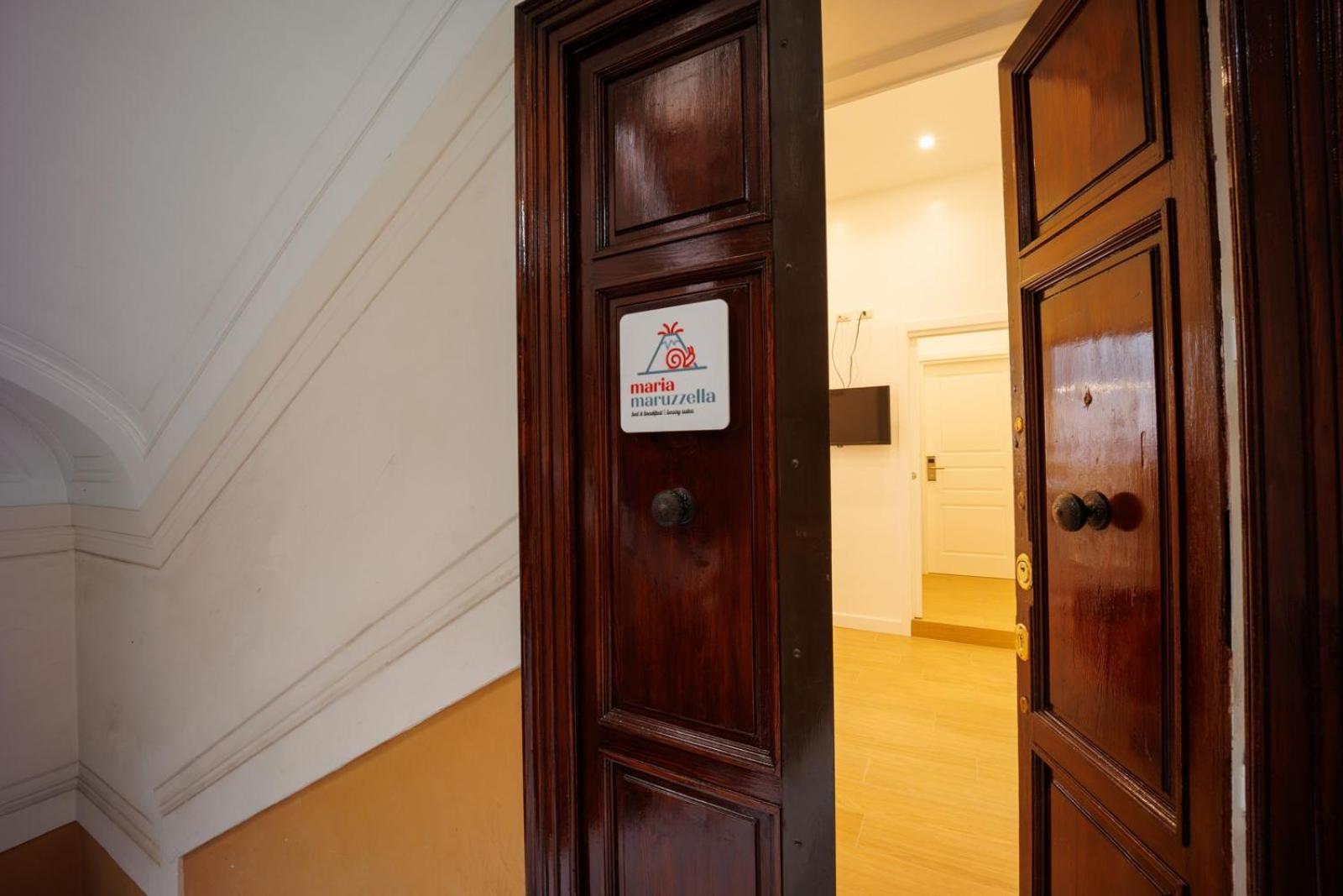 Maria Maruzzella B&B Luxury Suites Neapel Exteriör bild