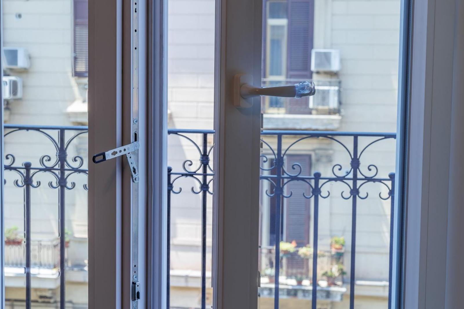 Maria Maruzzella B&B Luxury Suites Neapel Exteriör bild