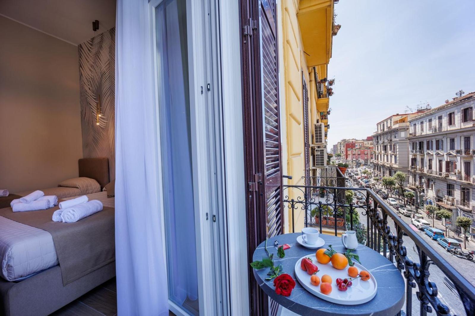 Maria Maruzzella B&B Luxury Suites Neapel Exteriör bild